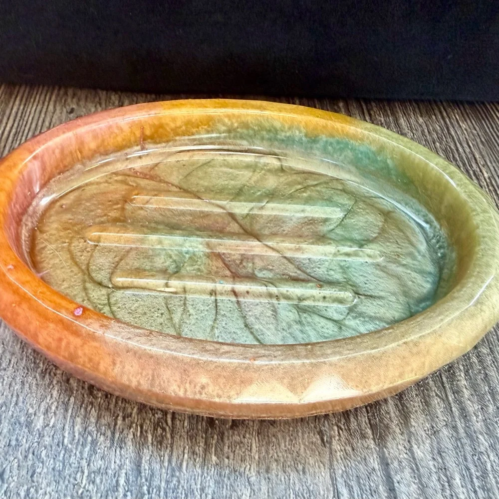 Multicolor Oval Soap Dish